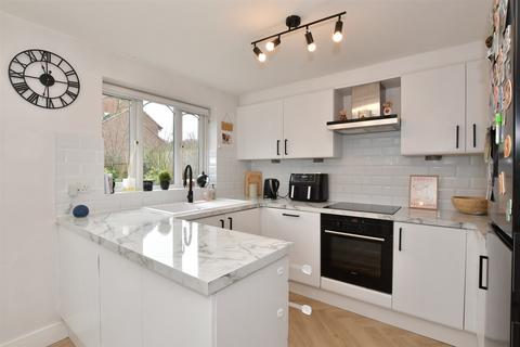 3 bedroom detached house for sale, Wheatear Place, Billericay, Essex