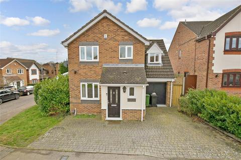 3 bedroom detached house for sale, Wheatear Place, Billericay, Essex