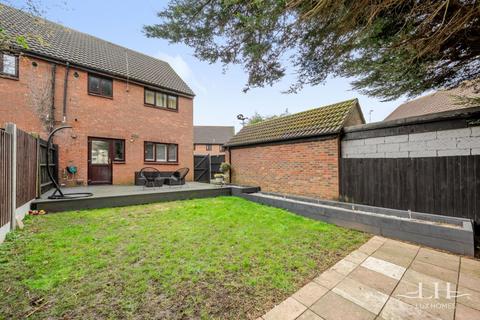 1 bedroom maisonette for sale, Consort Close, Brentwood