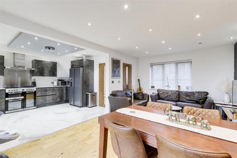 239 Perry Road, Nottingham, NG5 1GN