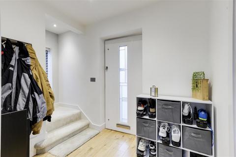 239 Perry Road, Nottingham, NG5 1GN