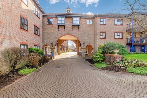 1 bedroom retirement property for sale, 5 Wray Park Road, Reigate RH2