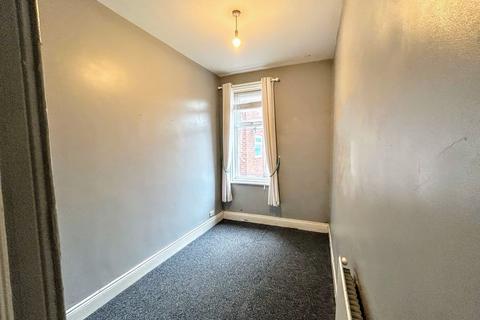 2 bedroom end of terrace house to rent, Alnwick Road, South Shields, NE34