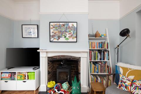 3 bedroom terraced house for sale, Nicholas Road, Easton