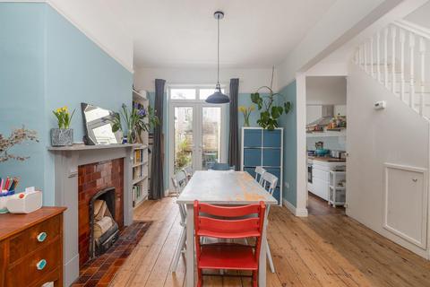 3 bedroom terraced house for sale, Nicholas Road, Easton
