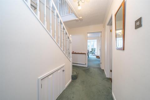 4 bedroom detached house for sale, Kinderscout, Leverstock Green, Hemel Hempstead, Hertfordshire, HP3 8HW