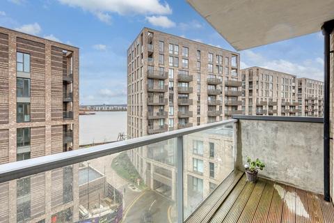 2 bedroom flat for sale, Bawley Court, 1 Magellan Boulevard, London