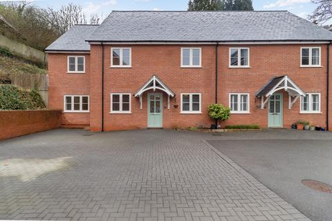 4 bedroom end of terrace house for sale, The Beeches, Bellmere Gardens, Malvern, Worcestershire, WR14 3HQ