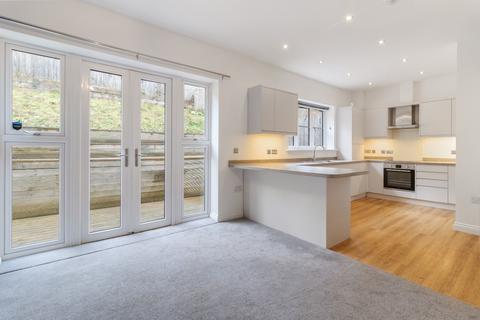 4 bedroom end of terrace house for sale, The Beeches, Bellmere Gardens, Malvern, Worcestershire, WR14 3HQ