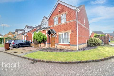 3 bedroom semi-detached house for sale, Lupin Road, Lincoln