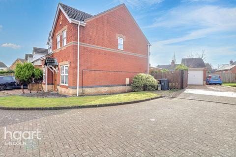 3 bedroom semi-detached house for sale, Lupin Road, Lincoln