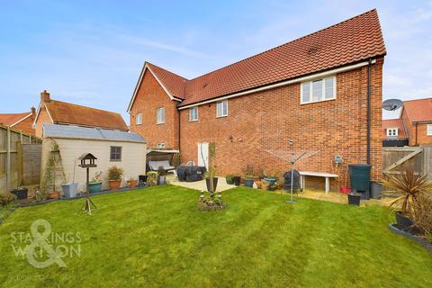 2 bedroom coach house for sale, Charles Marler Way, Blofield, Norwich