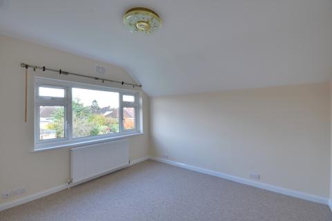 3 bedroom house to rent, The Fairway, Ruislip, HA4