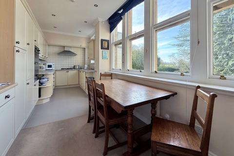2 bedroom apartment for sale, Trossachs Drive, Bath