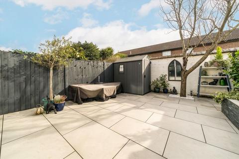78 Hessel Road, London, W13 9ET