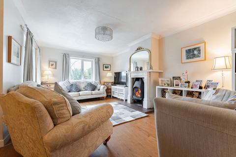 4 bedroom cottage for sale, The Street, Burton Turf