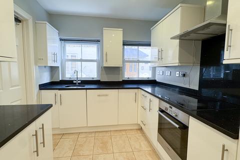 3 bedroom mews to rent, West Kensington, W14