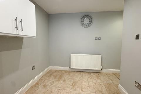 3 bedroom mews to rent, West Kensington, W14