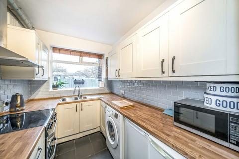 10 Abbots Park, London, SW2 3QD
