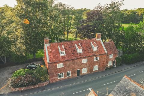 Wellesley House, 61 Holt Road, North Elmham, Dereham, NR20 5JS