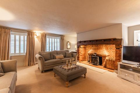 Wellesley House, 61 Holt Road, North Elmham, Dereham, NR20 5JS