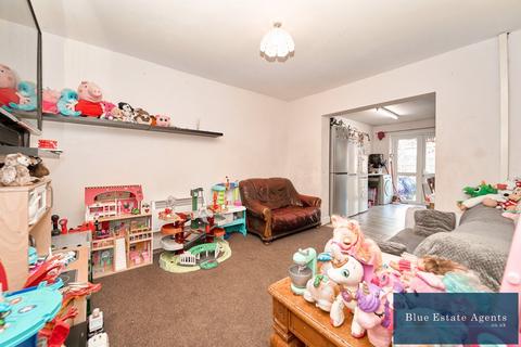 3 bedroom terraced house for sale, Ash Grove, Hounslow, TW5