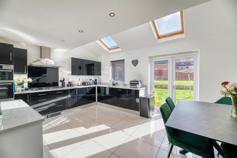 5 bedroom detached house for sale, Minnesota Drive, Great Sankey, Warrington, Cheshire