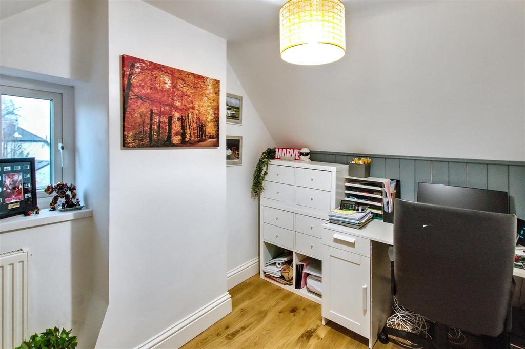 Bedroom 4/office