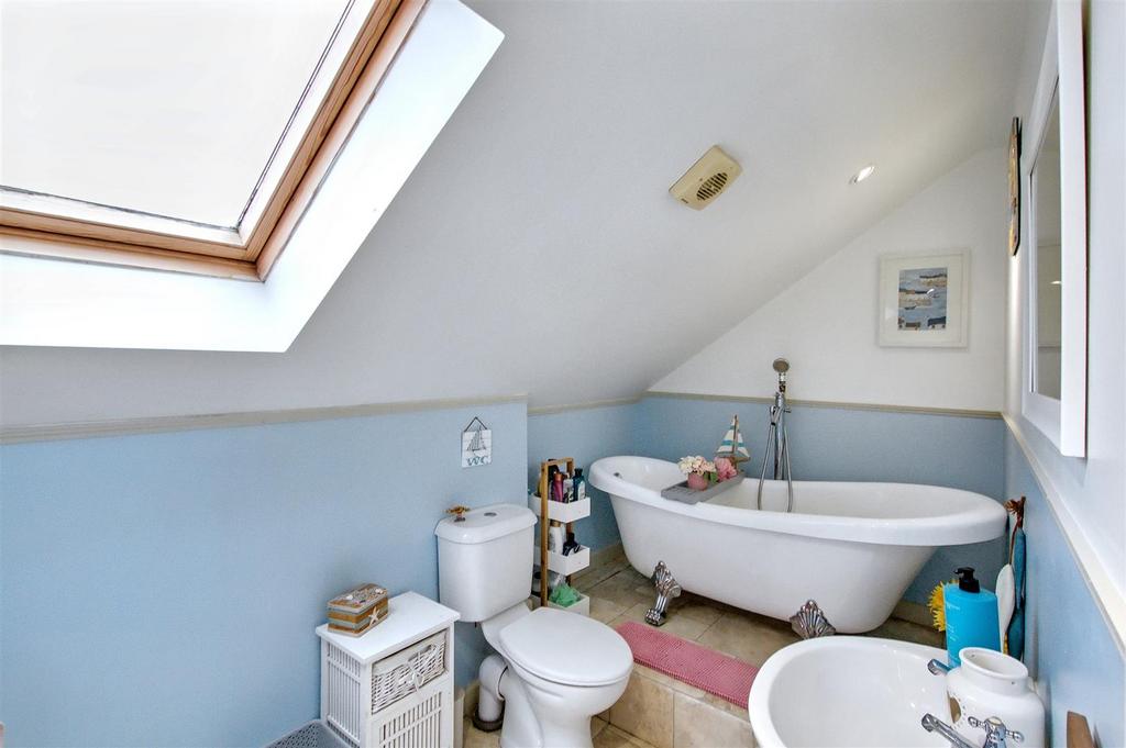 Family bathroom
