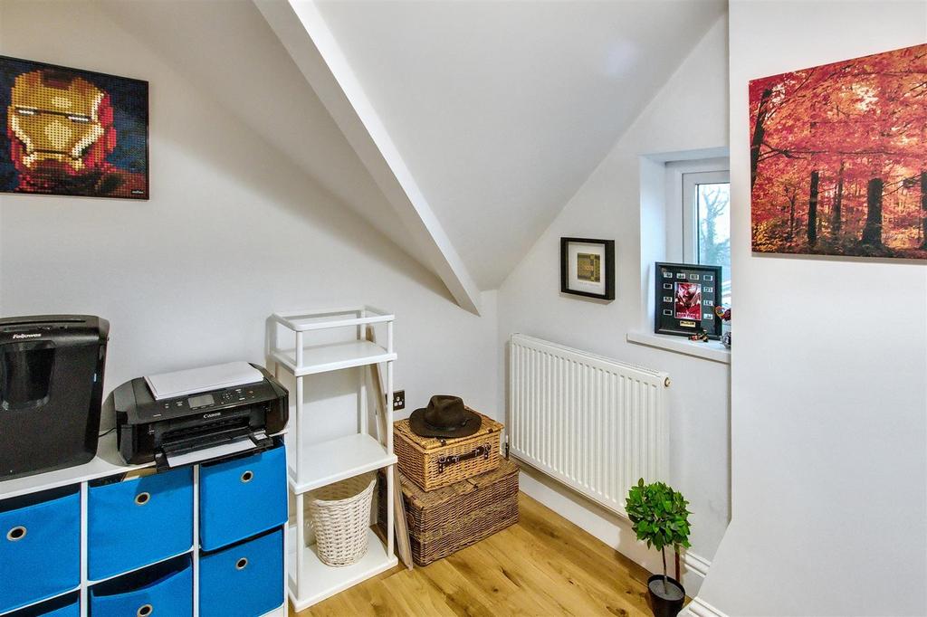Bedroom 4/office