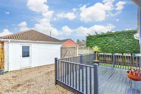 2 bedroom detached bungalow for sale, Well Road, Bognor Regis, West Sussex