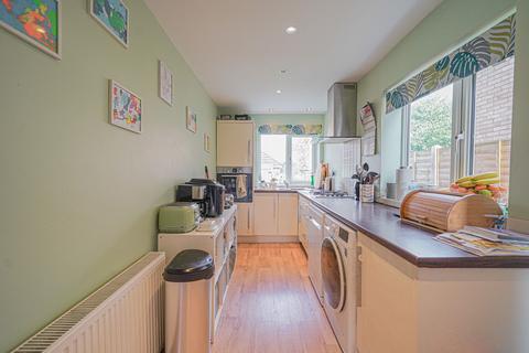14 Hazel Grove, Hockley Heath, Solihull, B94 6QW