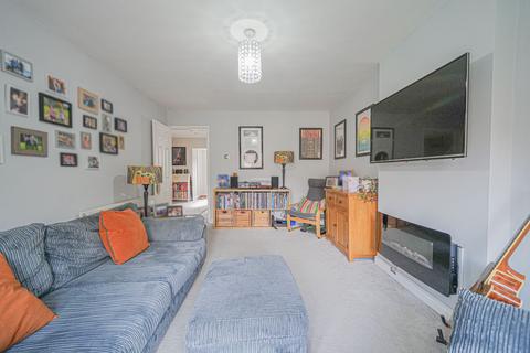 14 Hazel Grove, Hockley Heath, Solihull, B94 6QW