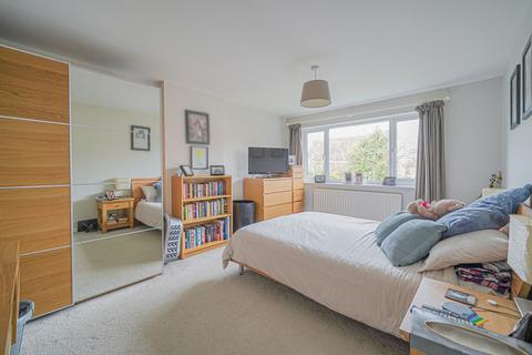 14 Hazel Grove, Hockley Heath, Solihull, B94 6QW