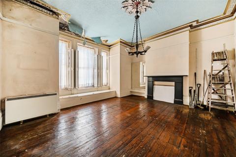 6 bedroom house for sale, Albert Square, London SW8