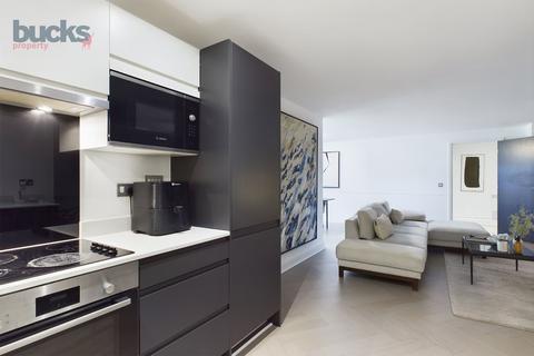 2 bedroom flat for sale, Wycombe Road, Saunderton, HP14