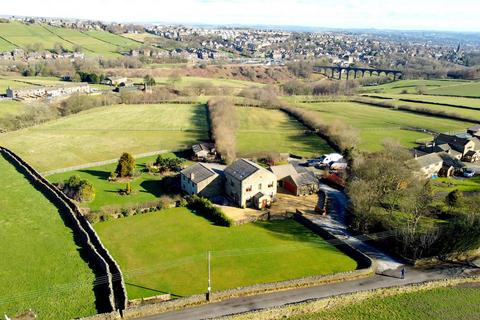 5 bedroom link detached house for sale, Malt Kiln Lane, Thornton, Bradford