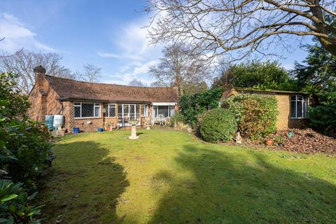 3 bedroom house for sale, Boughton Hall Avenue, Send, Woking, Surrey, GU23