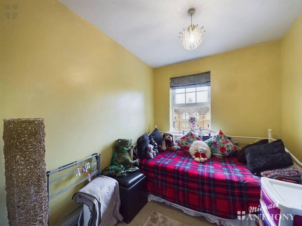CAM03218 G0-PR0543-STILL004-thumbnail-h750-70