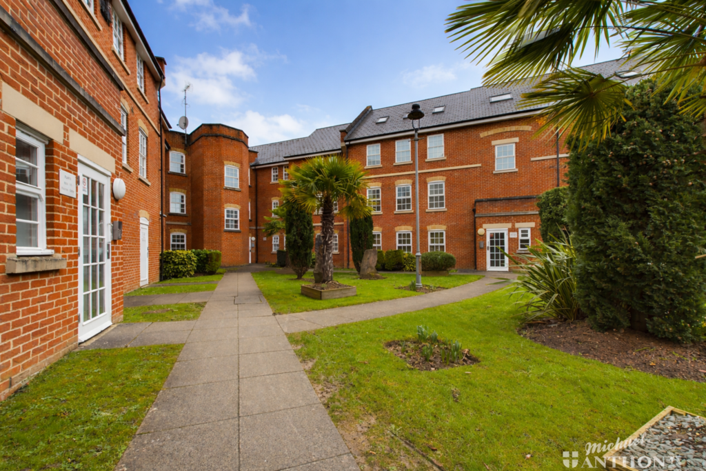 23 florey front shot