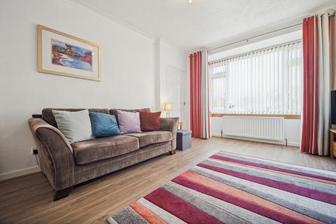 34 Moray Drive, Clarkston, Glasgow, G76 8NW