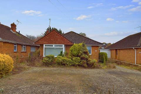 2 bedroom detached bungalow for sale, Freshfields Close, Lancing