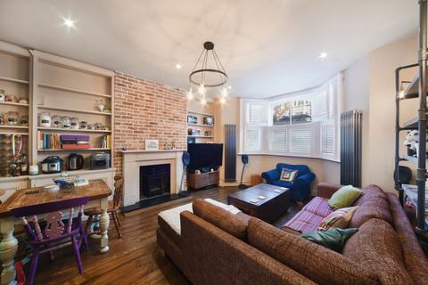 2 bedroom apartment for sale, Hammersmith Grove, London W6