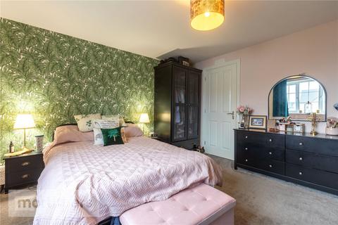 92 Entwistle Drive, Blackburn, BB2 7GR