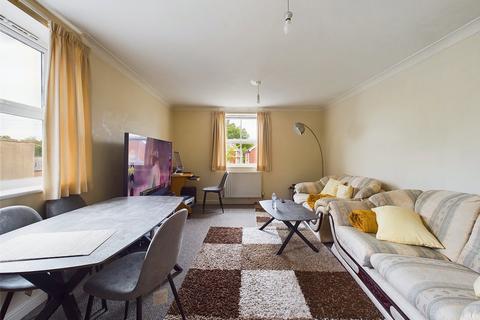 27 The Courtyard, Gloucester, GL1 3PS