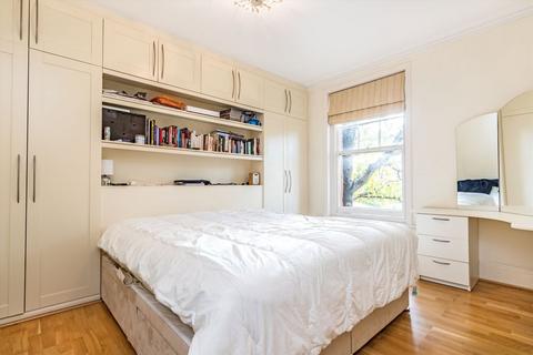 2 bedroom flat for sale, Castelnau Gardens, London SW13