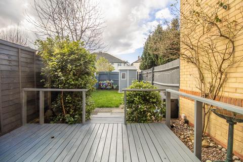204 Lucerne Close, Cambridge, CB1 9SB