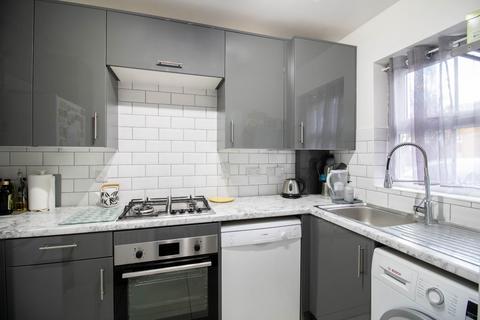 204 Lucerne Close, Cambridge, CB1 9SB