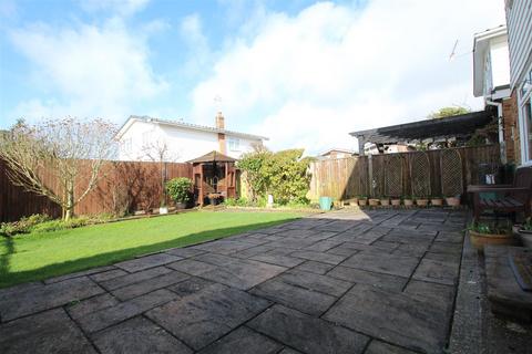 4 bedroom detached house for sale, Roker Way, Fair Oak, Eastleigh