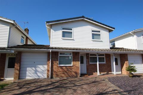 4 bedroom detached house for sale, Roker Way, Fair Oak, Eastleigh